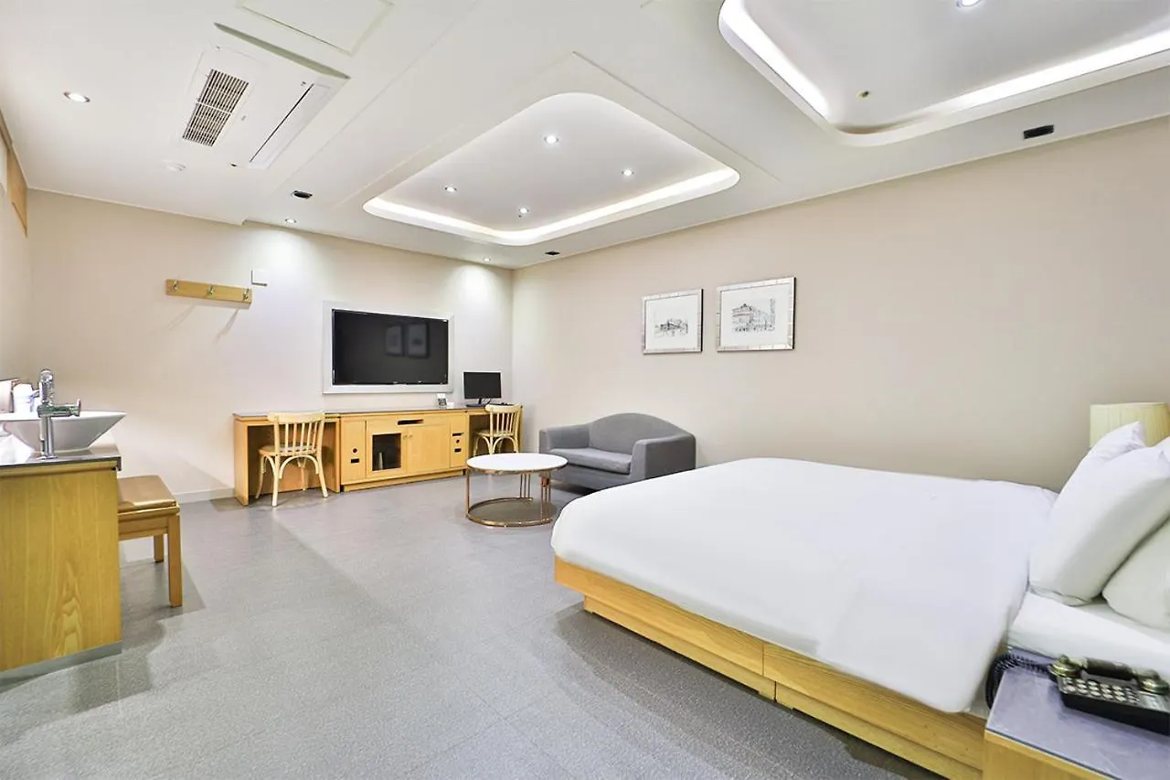 Seomyeon Ib Hotel Busan 2*,  South Korea